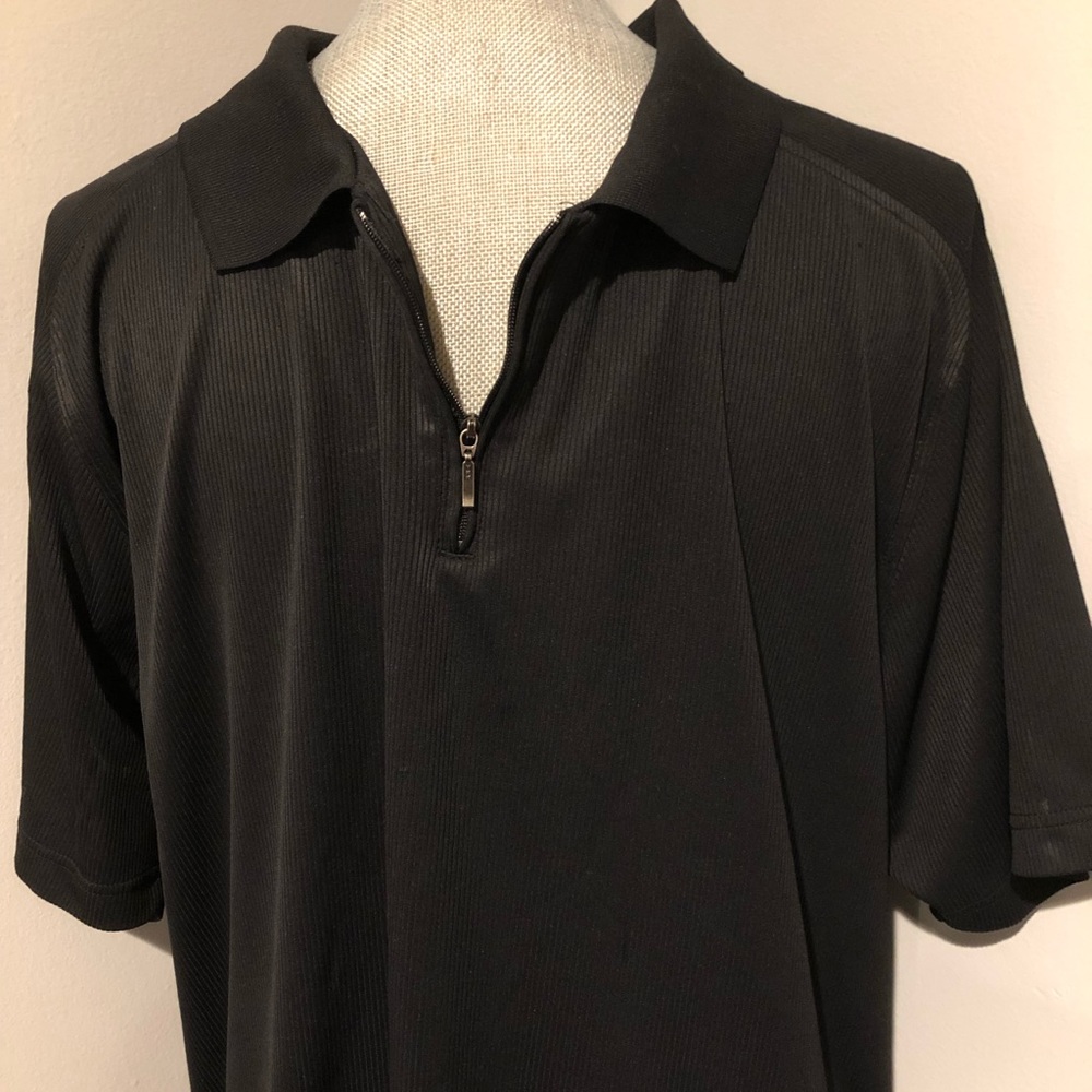 Men’s golf shirt